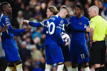 Watch: Chelsea players fighting over a penalty as their actions describe Chelsea's current situation